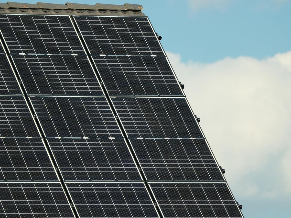 Ile energii wyprodukuje instalacja fotowoltaiczna o mocy 10 kW?