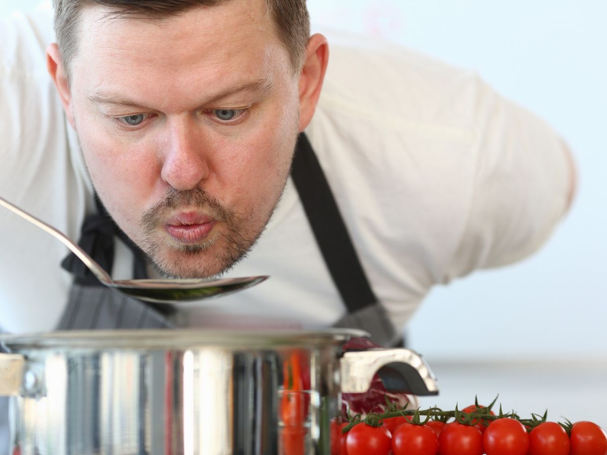 Jak gastronomia może ograniczyć wpływ na środowisko przez zrównoważone praktyki i recykling
